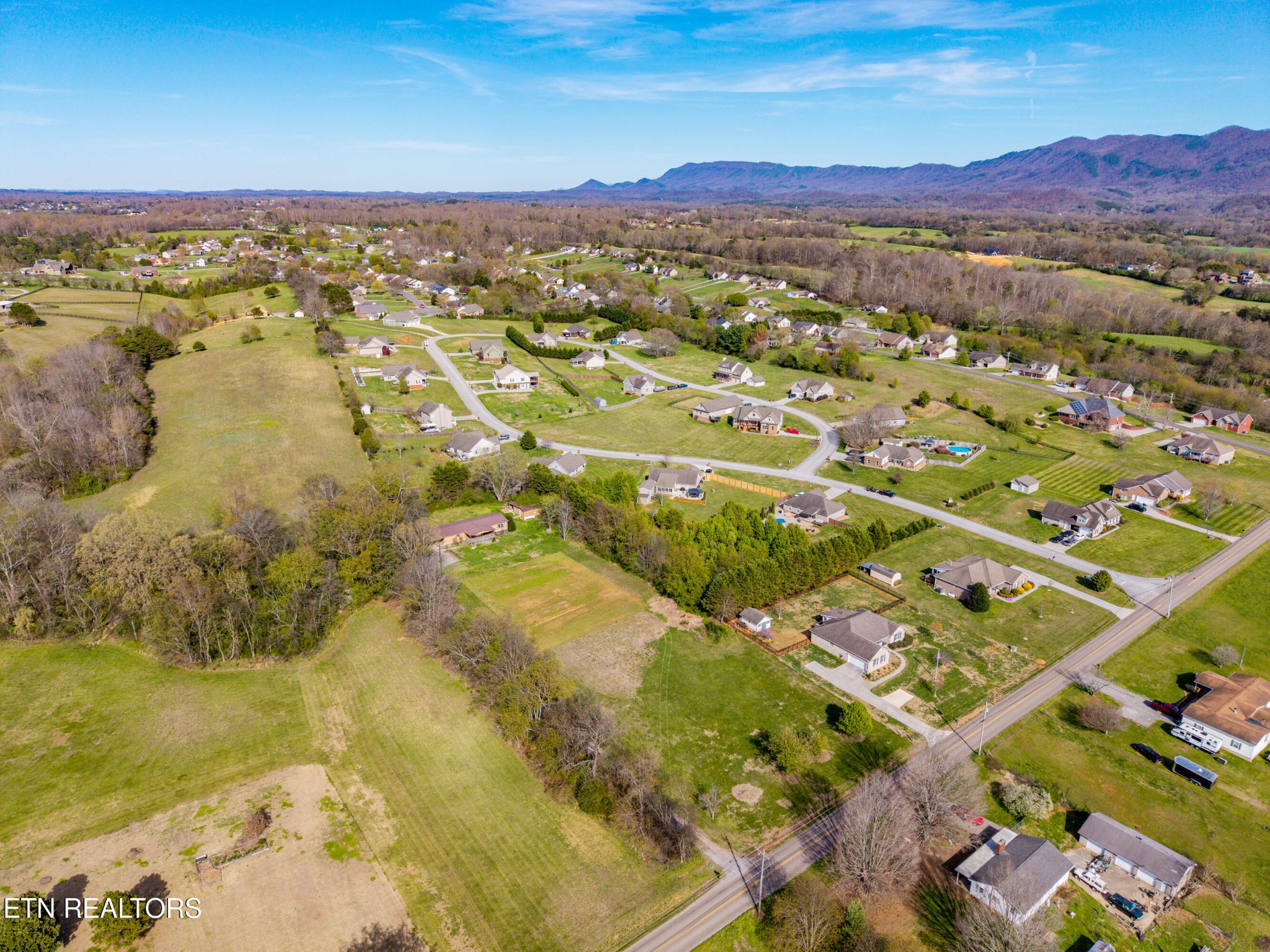 337 River Ford Road Maryville, TN 37804 - Photo 20 of 33 a view of city and ocean