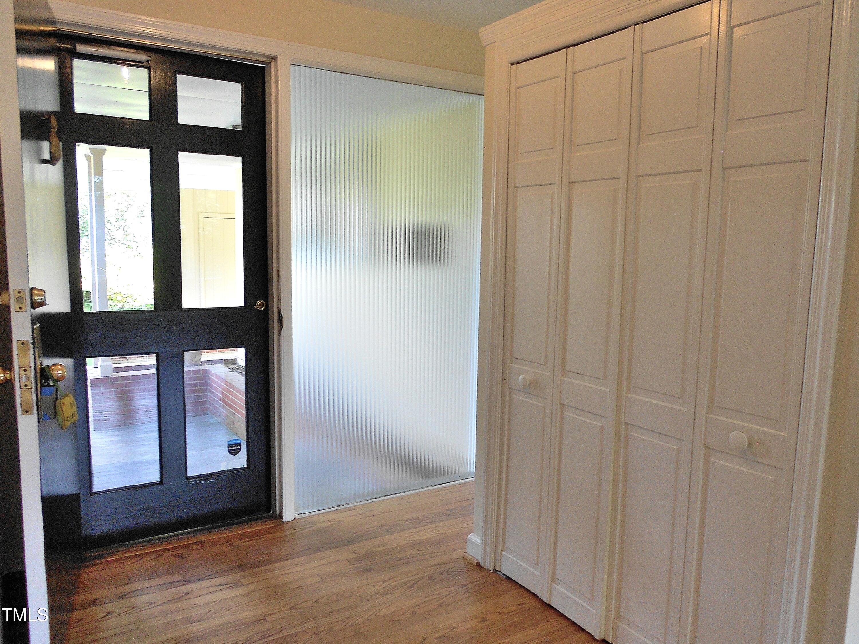 710 Graham Street Raleigh, NC 27605 - Photo 3 of 21 Entry Foyer