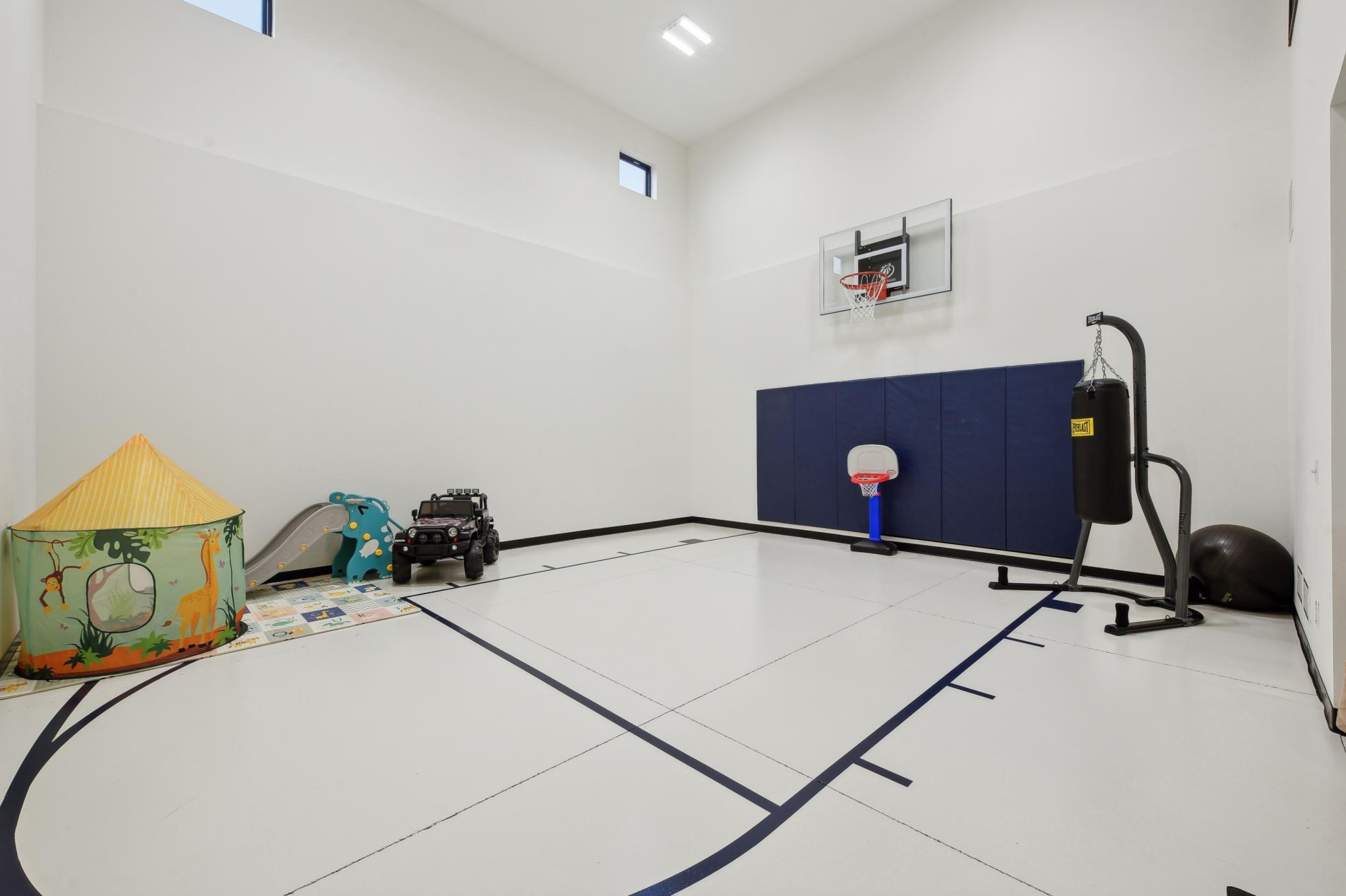 5900 Club Valley Road Shorewood, MN 55331 - Photo 60 of 81