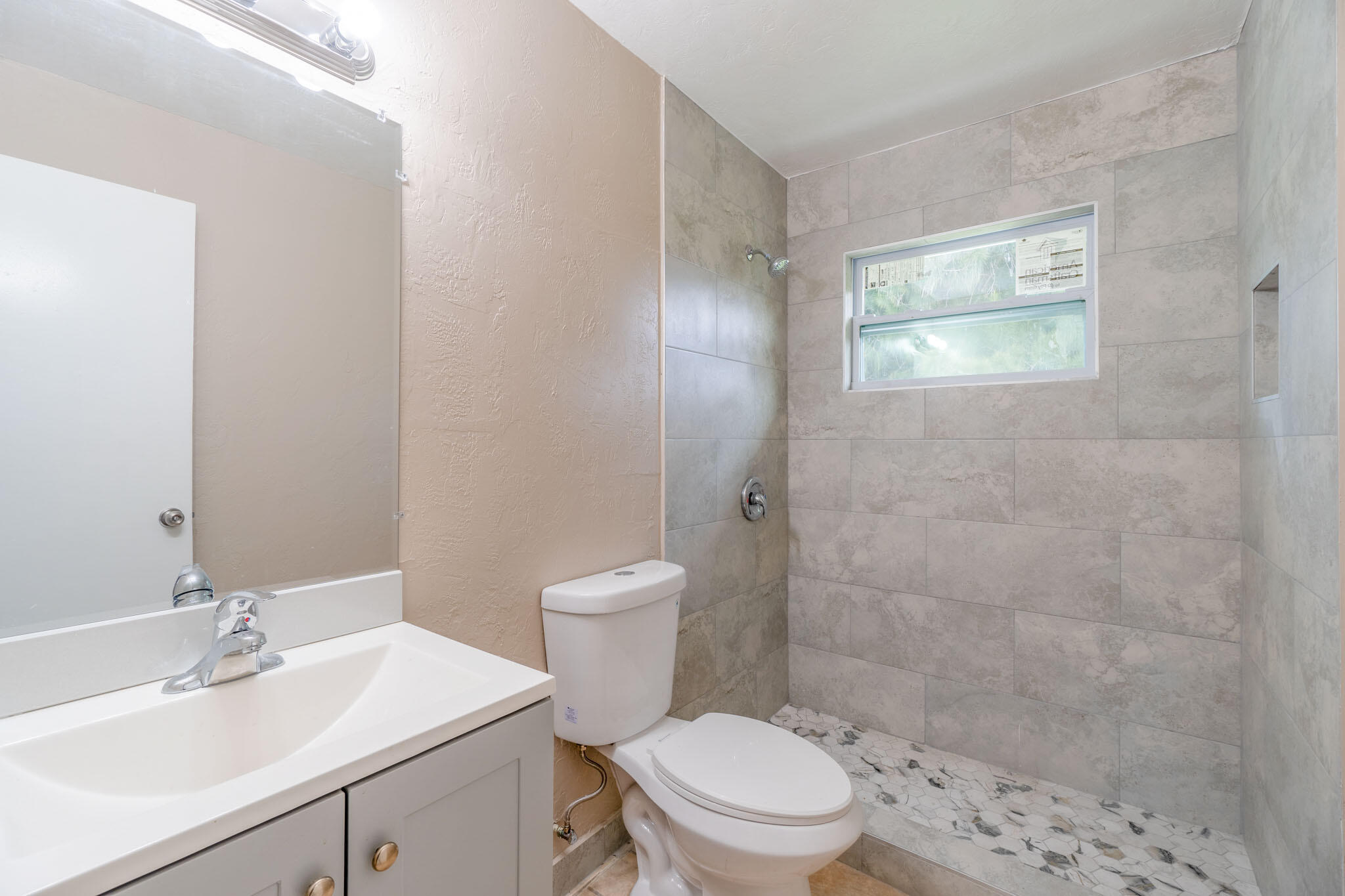 3763 Southeast Dixie Ross Street, Unit 2 Stuart, FL 34997 - Photo 17 of 24 DSC00289-HDR