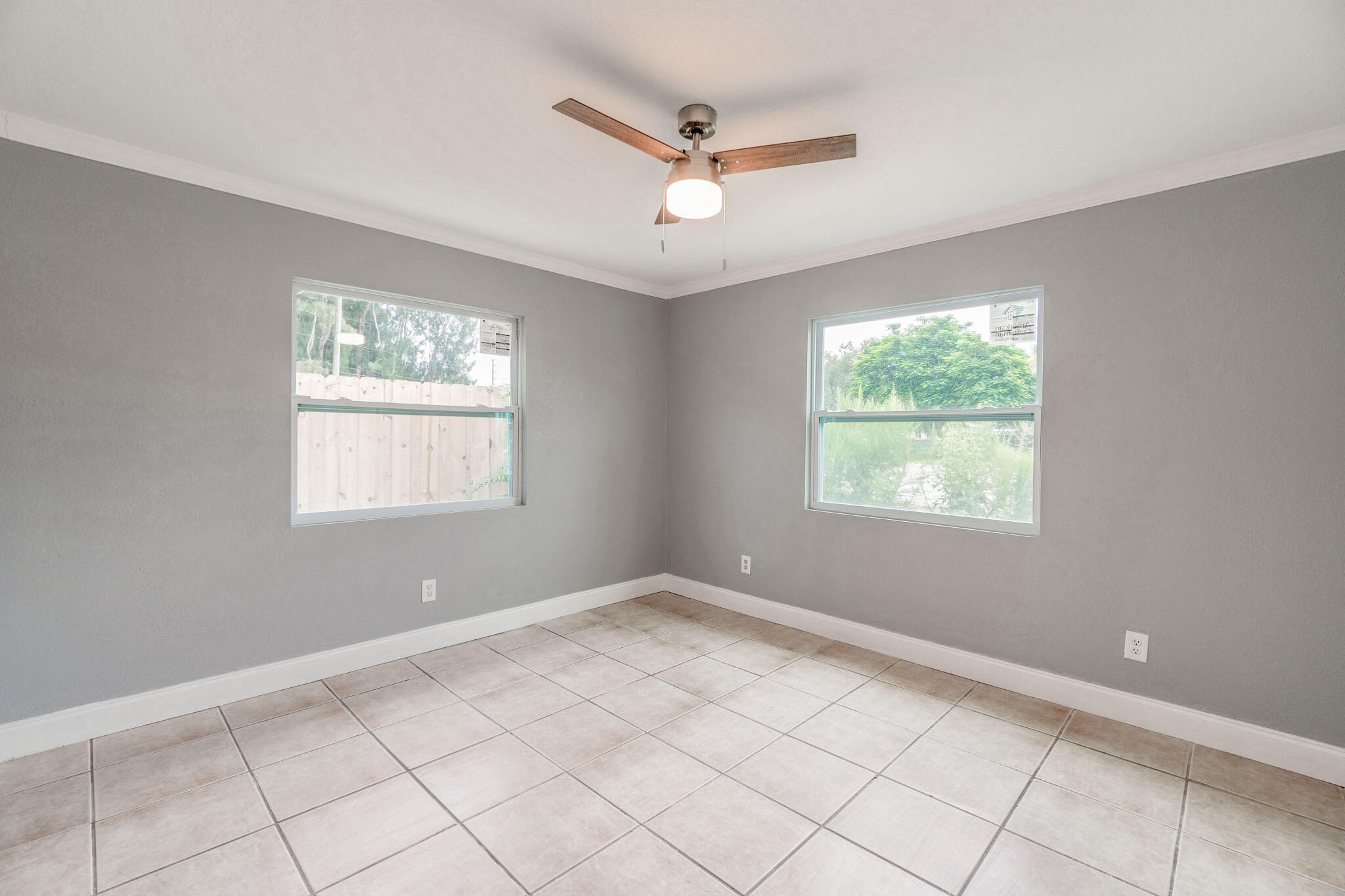 3763 Southeast Dixie Ross Street, Unit 2 Stuart, FL 34997 - Photo 9 of 24 DSC00244-HDR