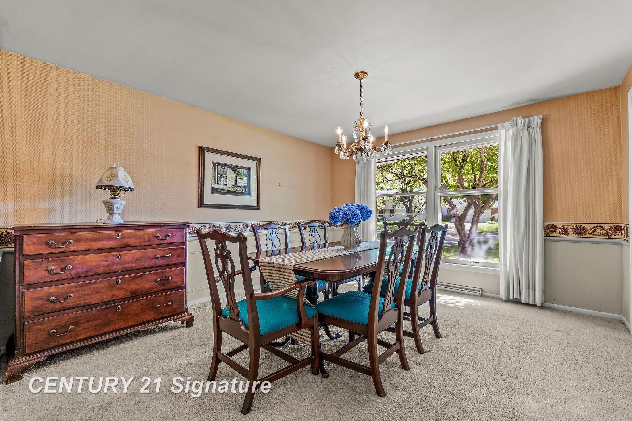 358 Somerset Road Saginaw, MI 48638 - Photo 15 of 46