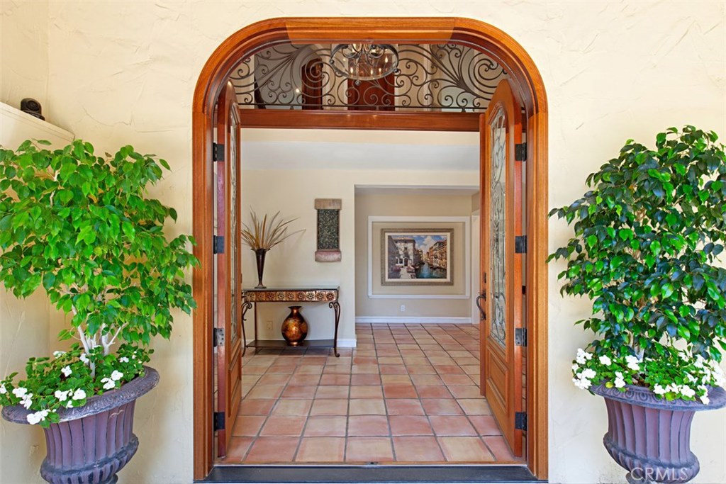 13032 St Thomas Drive North Tustin, CA 92705 - Photo 7 of 32 a view of a house with a tub