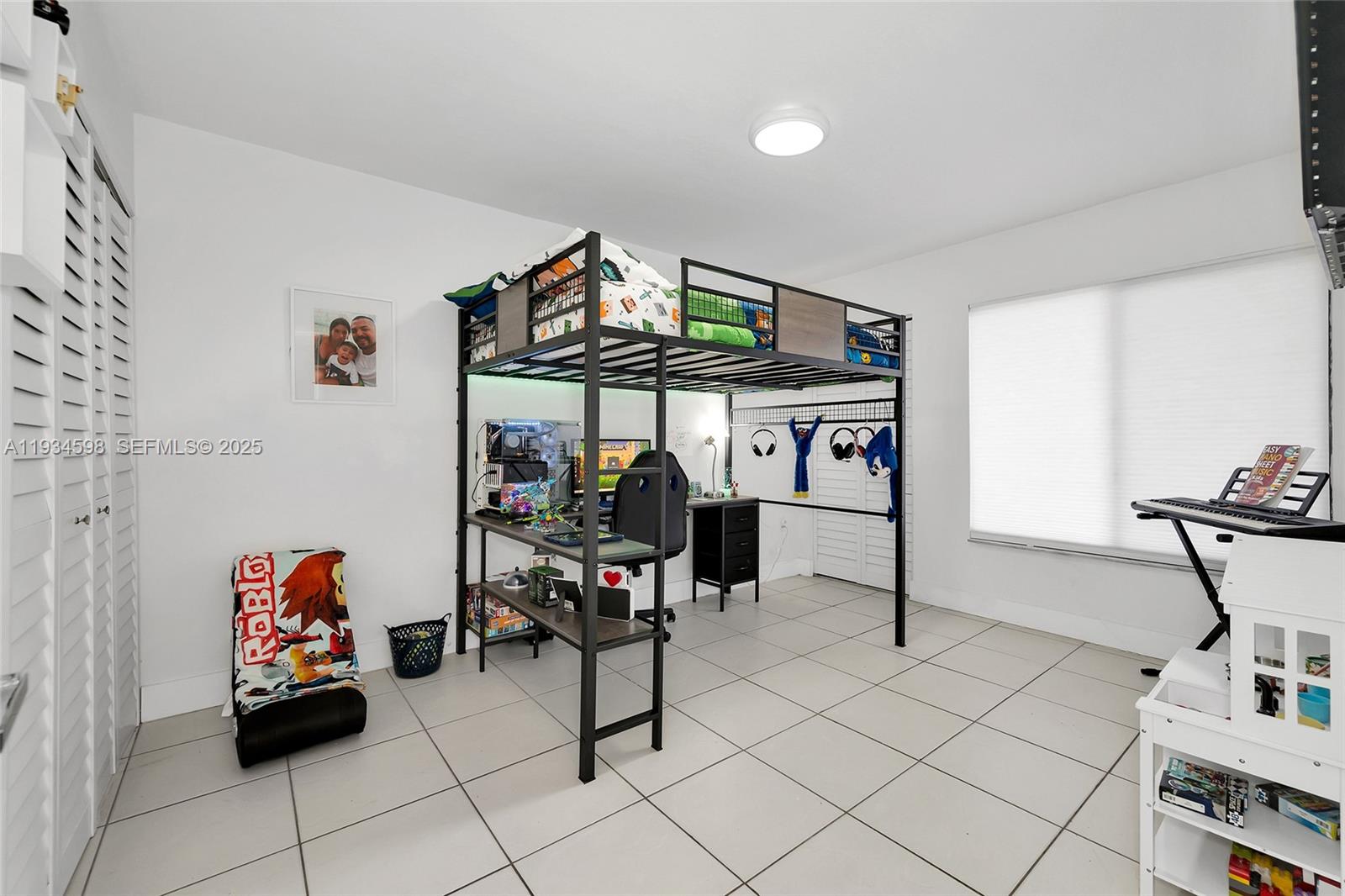 8250 Northwest 191st Street, Unit 10D Hialeah, FL 33015 - Photo 16 of 23