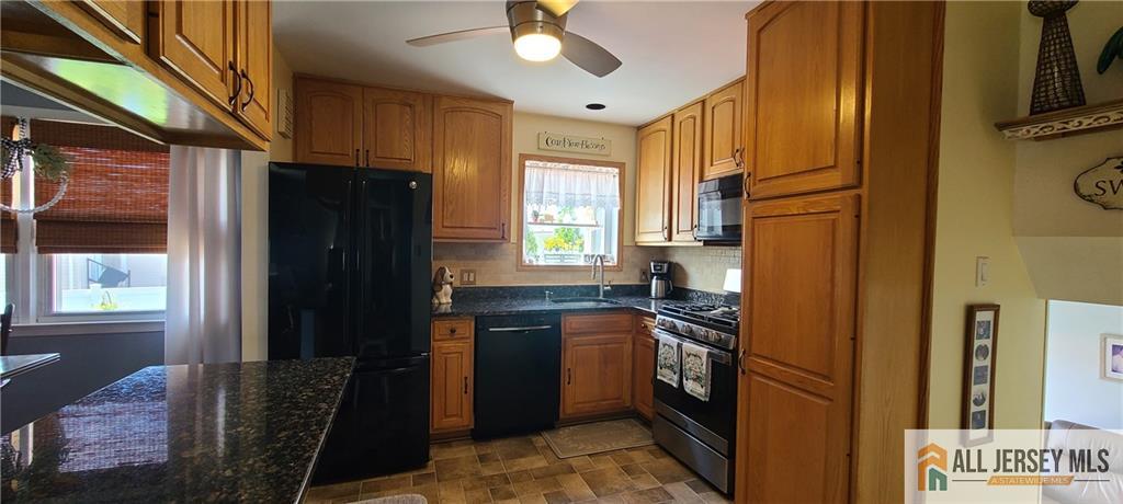 2 Monaghan Road Edison, NJ 08817 - Photo 7 of 20