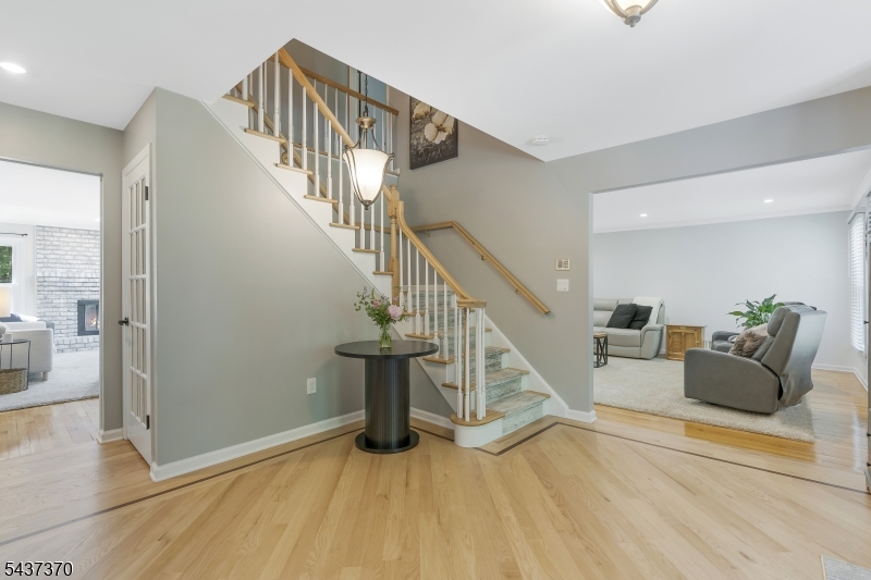 9 Grouse Road Warren, NJ 07059 - Photo 2 of 43
