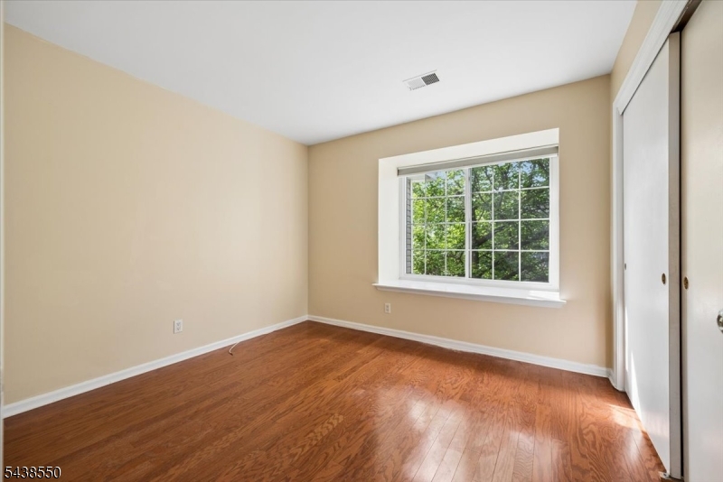 40 Ray Court Bedminster, NJ 07921 - Photo 24 of 25