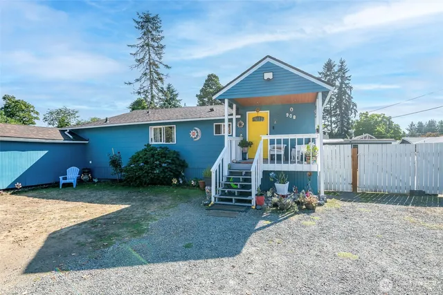 front view of house with a yard