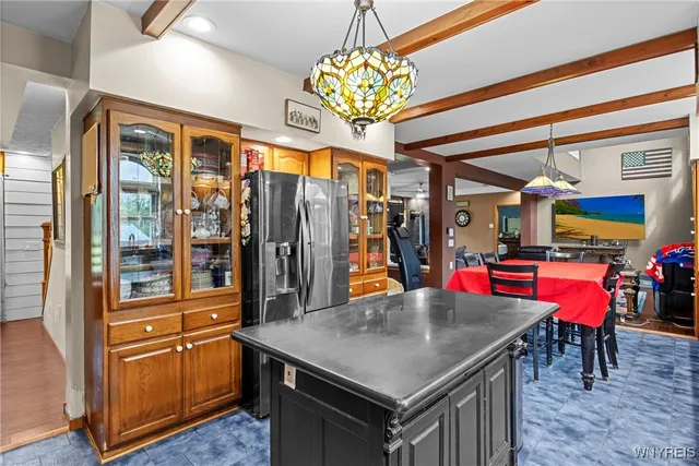 $525,000 | 1267 Sturgeon Point Road, Derby, NY 14047