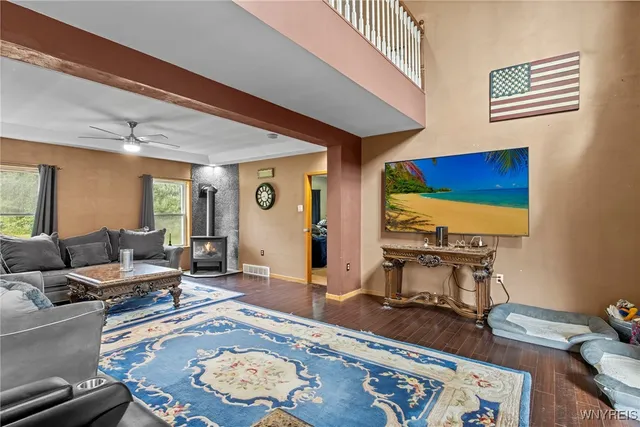 $525,000 | 1267 Sturgeon Point Road, Derby, NY 14047