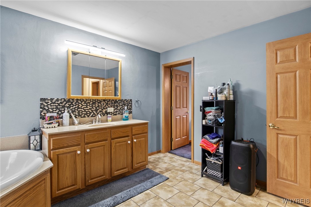 1267 Sturgeon Point Road Derby, NY 14047 - Photo 30 of 50