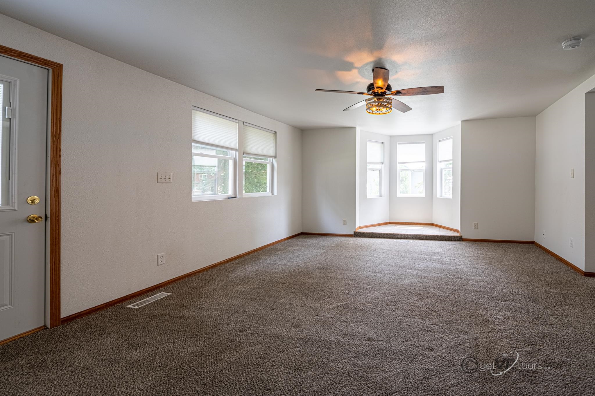 704 North West Street Davis, IL 61019 - Photo 3 of 22 Gallery Image 3