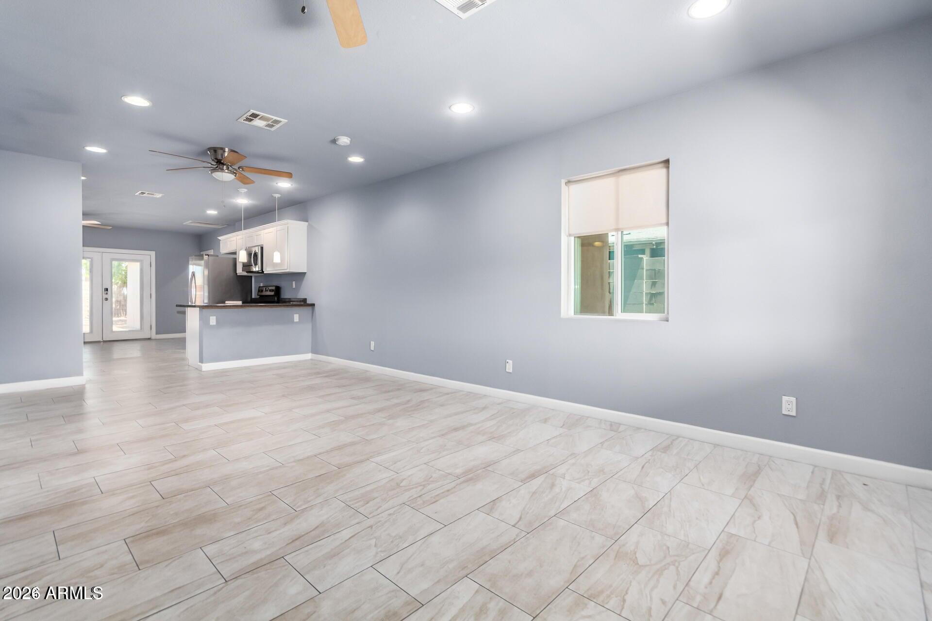 1636 East Whitton Avenue Phoenix, AZ 85016 - Photo 3 of 12 whitton 3