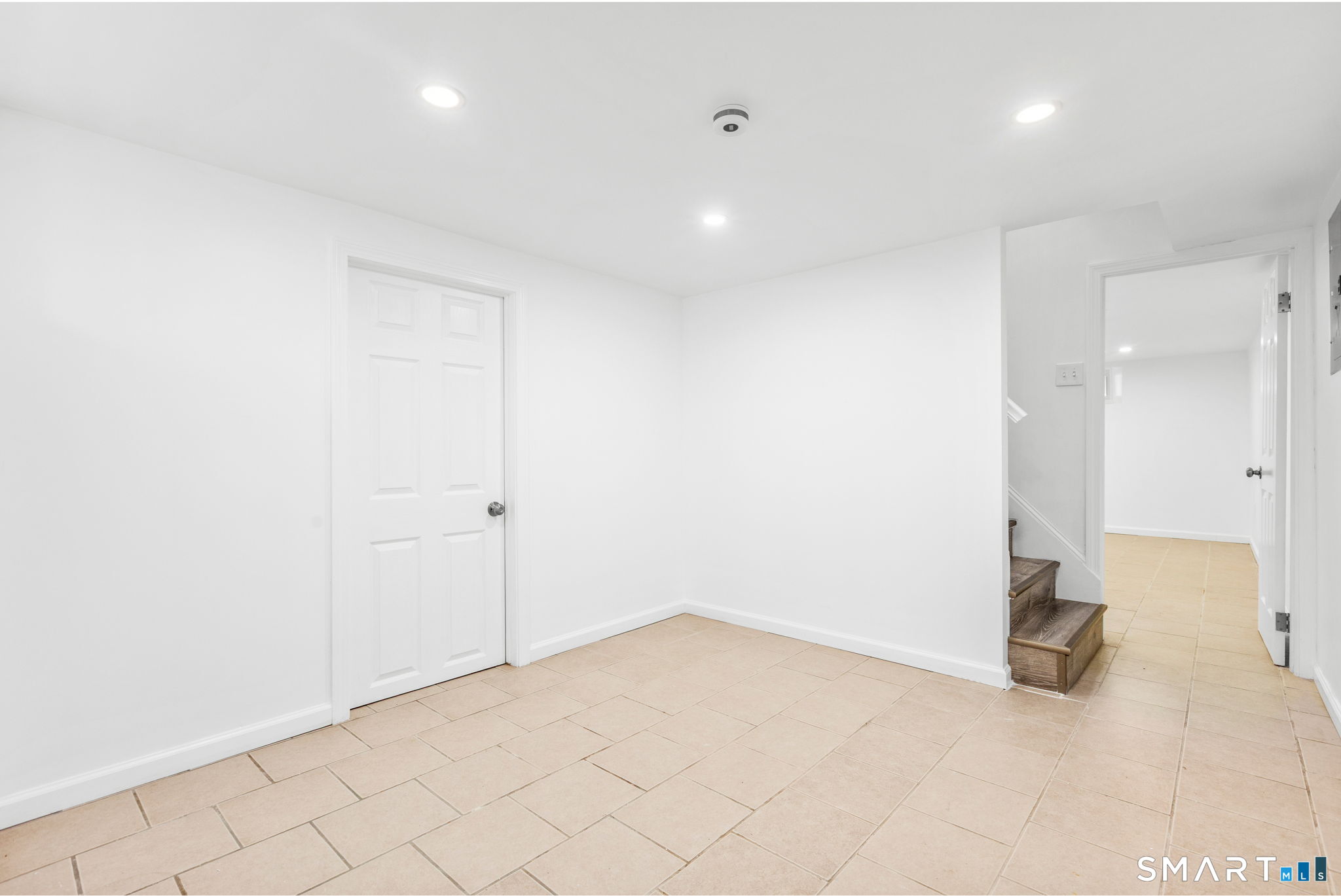 123 Birch Street Waterbury, CT 06704 - Photo 9 of 25