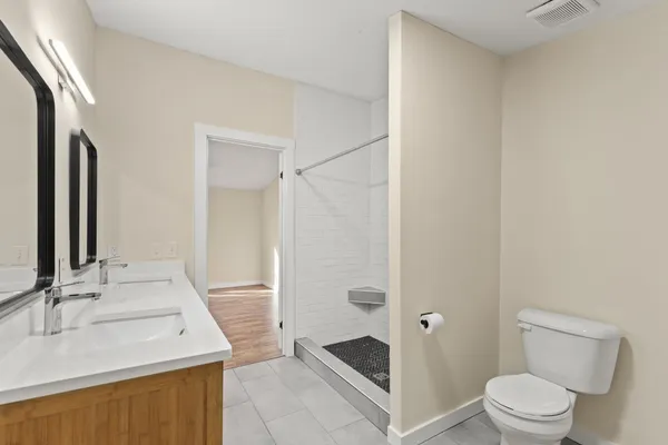 $307,999 | 124 Oakhill Drive, Portland, TN 37148