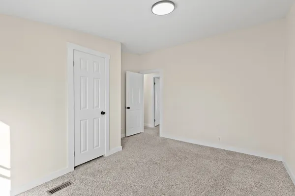 $307,999 | 124 Oakhill Drive, Portland, TN 37148