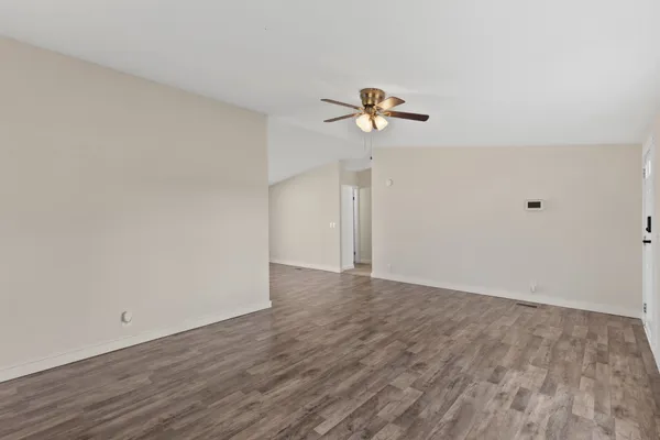 $307,999 | 124 Oakhill Drive, Portland, TN 37148