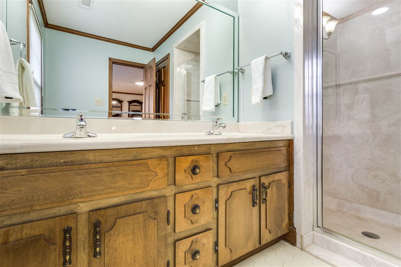 10400 Boxelder Drive Raleigh, NC 27613 - Photo 13 of 17 Photo 13