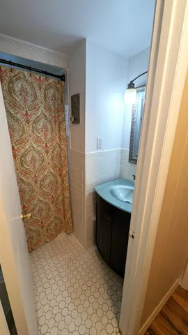 a view of walk in closet