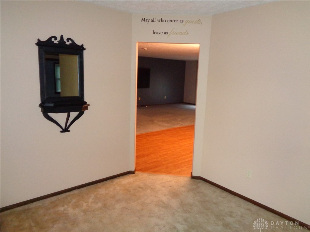 9151 Eby Road Germantown, OH 45327 - Photo 8 of 38 Gallery Image 8
