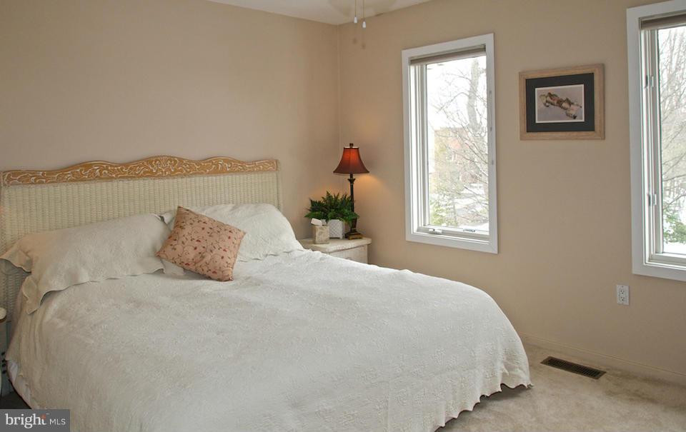 11510 Hemingway Drive Reston, VA 20194 - Photo 24 of 30 Large Bedroom 2 fits King size bed