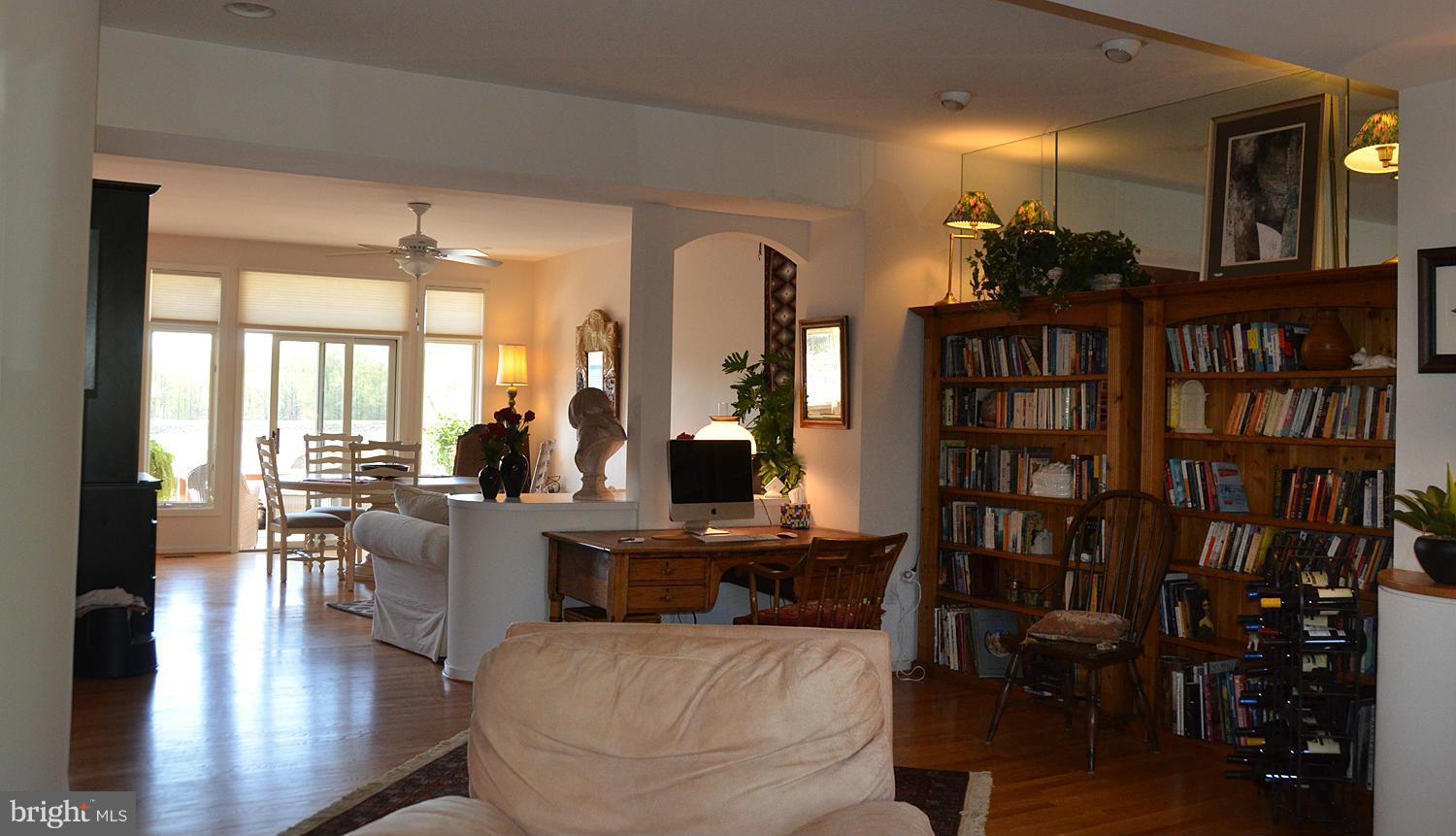 11510 Hemingway Drive Reston, VA 20194 - Photo 8 of 30 Spacious Dining room currently used as a Study
