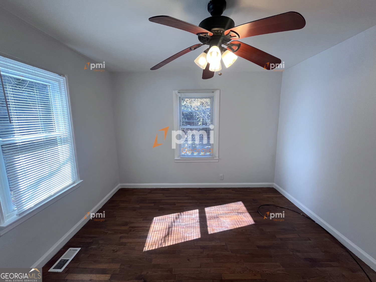 413 Hilltop Circle Mableton, GA 30126 - Photo 10 of 12