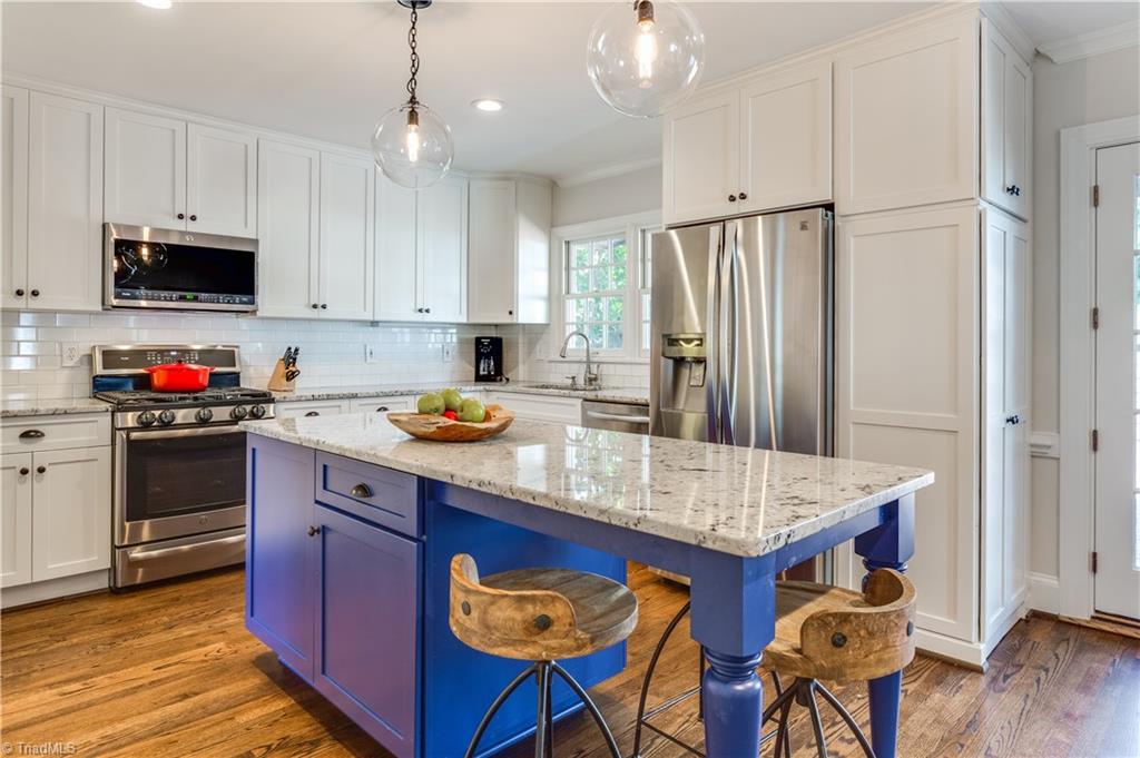712 Nottingham Road Greensboro, NC 27408 - Photo 12 of 27 Gallery Image 12