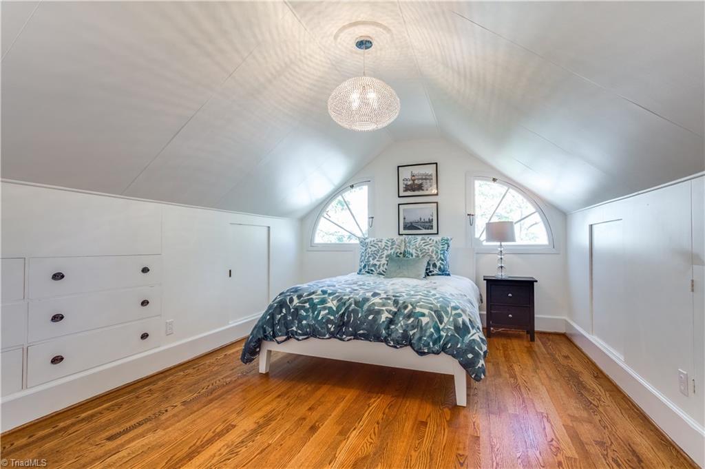 712 Nottingham Road Greensboro, NC 27408 - Photo 21 of 27 Gallery Image 21