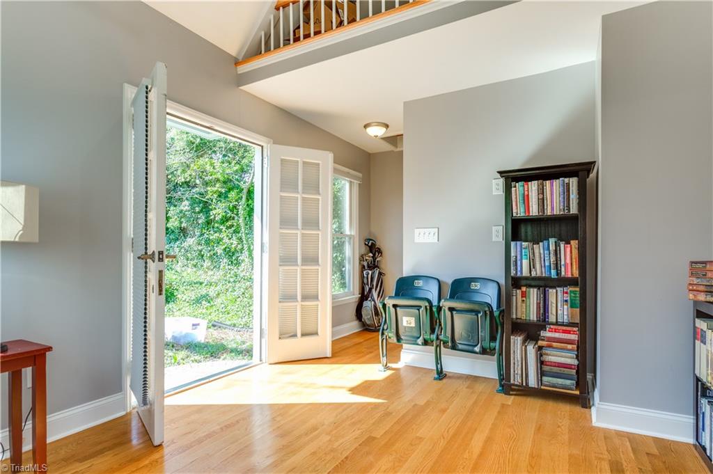 712 Nottingham Road Greensboro, NC 27408 - Photo 24 of 27 Guest House