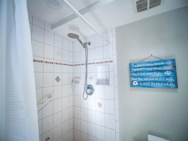 $1,290,000 | 2450 South Kihei Road, Unit 305, Kihei, HI 96753