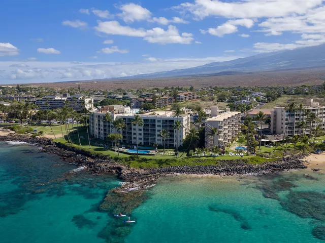 $1,290,000 | 2450 South Kihei Road, Unit 305, Kihei, HI 96753