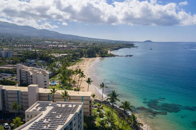 $1,290,000 | 2450 South Kihei Road, Unit 305, Kihei, HI 96753