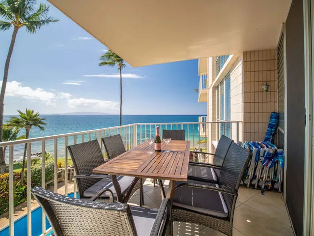 $1,290,000 | 2450 South Kihei Road, Unit 305, Kihei, HI 96753