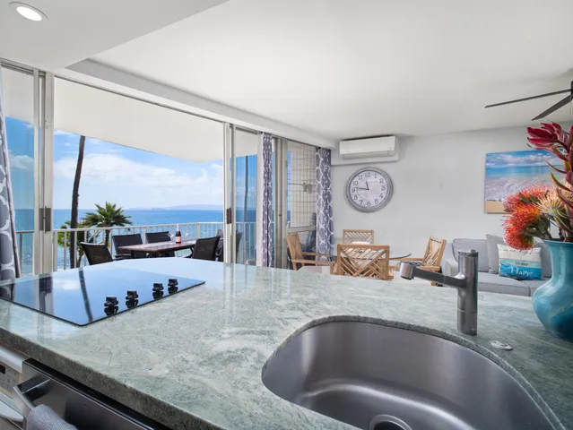 $1,290,000 | 2450 South Kihei Road, Unit 305, Kihei, HI 96753