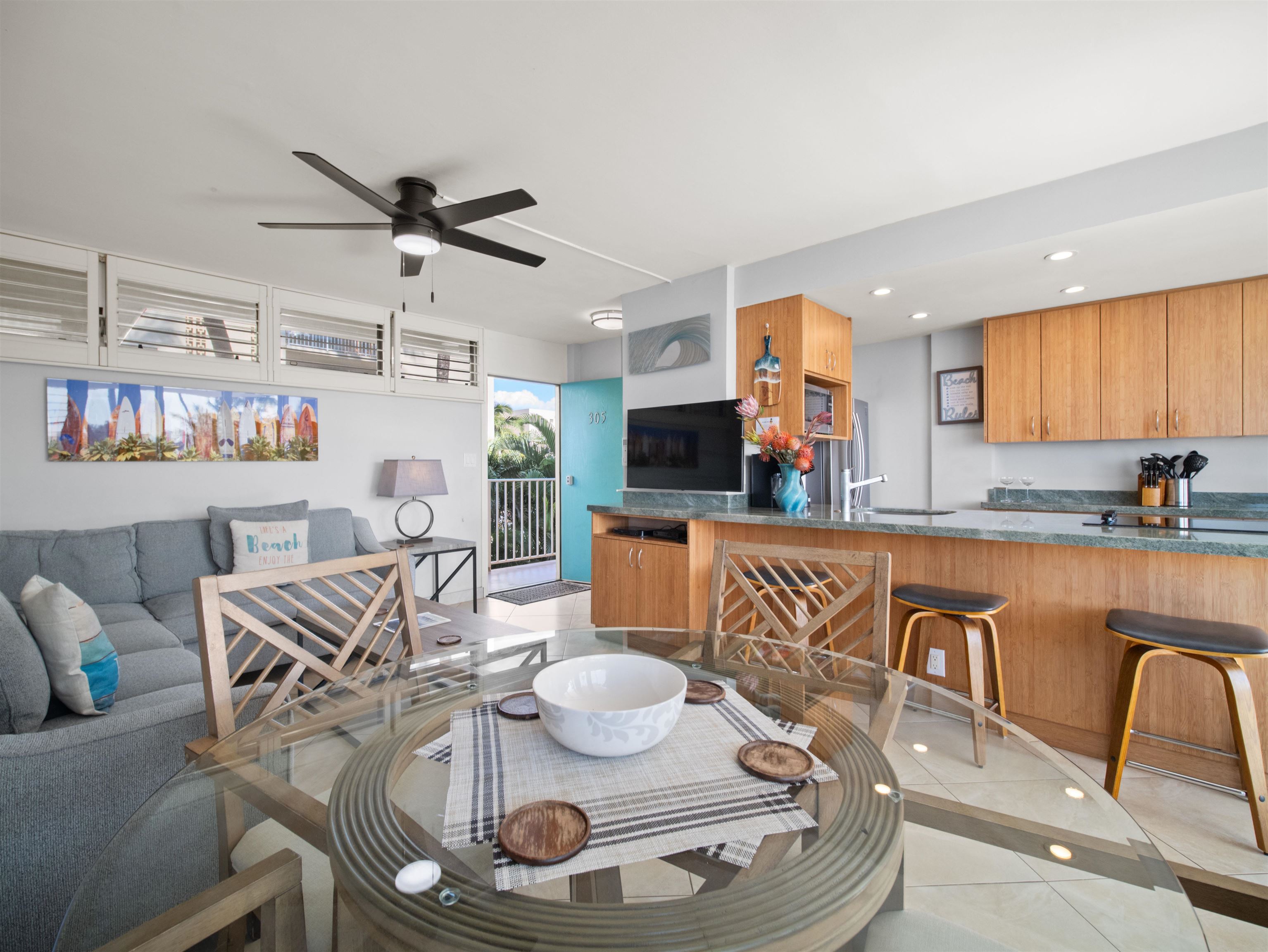 2450 South Kihei Road, Unit 305 Kihei, HI 96753 - Photo 9 of 45