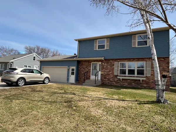 $237,500 | 804 Crocker Avenue South, Thief River Falls, MN 56701