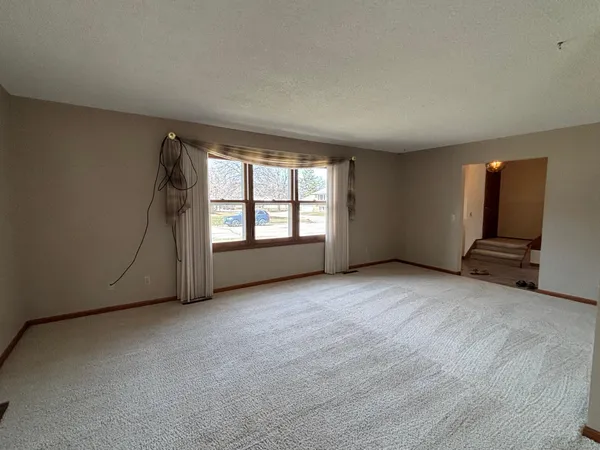 $237,500 | 804 Crocker Avenue South, Thief River Falls, MN 56701
