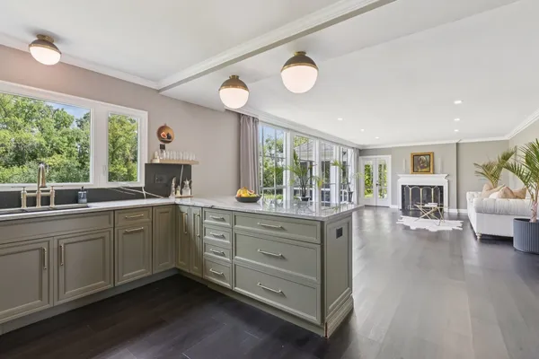 $1,098,000 | 60 Ridge Road, Barrington Hills, IL 60010