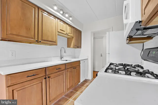 $299,900 | 2305 Freetown Court, Unit 16/11C, Reston, VA 20191