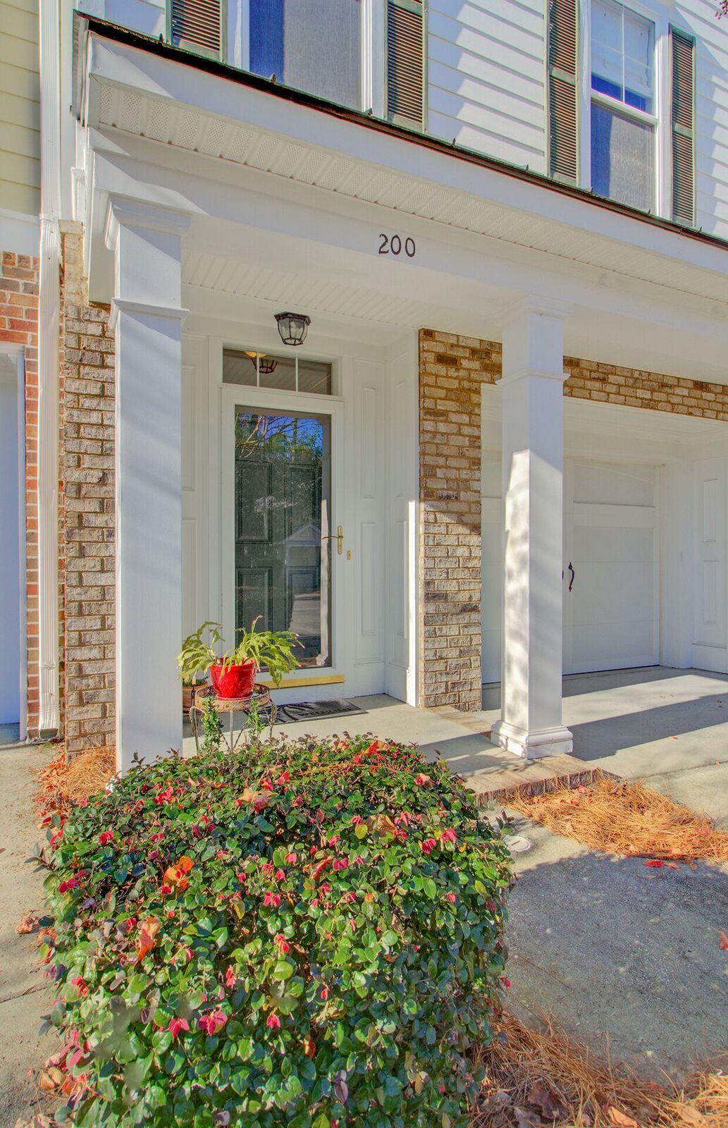 200 Fair Sailing Road Mount Pleasant, SC 29466 - Photo 5 of 39 5