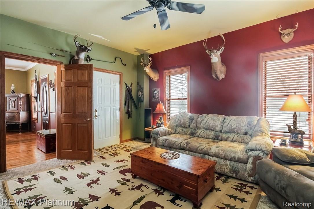 620 North Kane Road Webberville, MI 48892 - Photo 4 of 48 Living Room