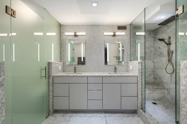 $1,399,999 | 360 East Randolph Street, Unit 4203, Chicago, IL 60601