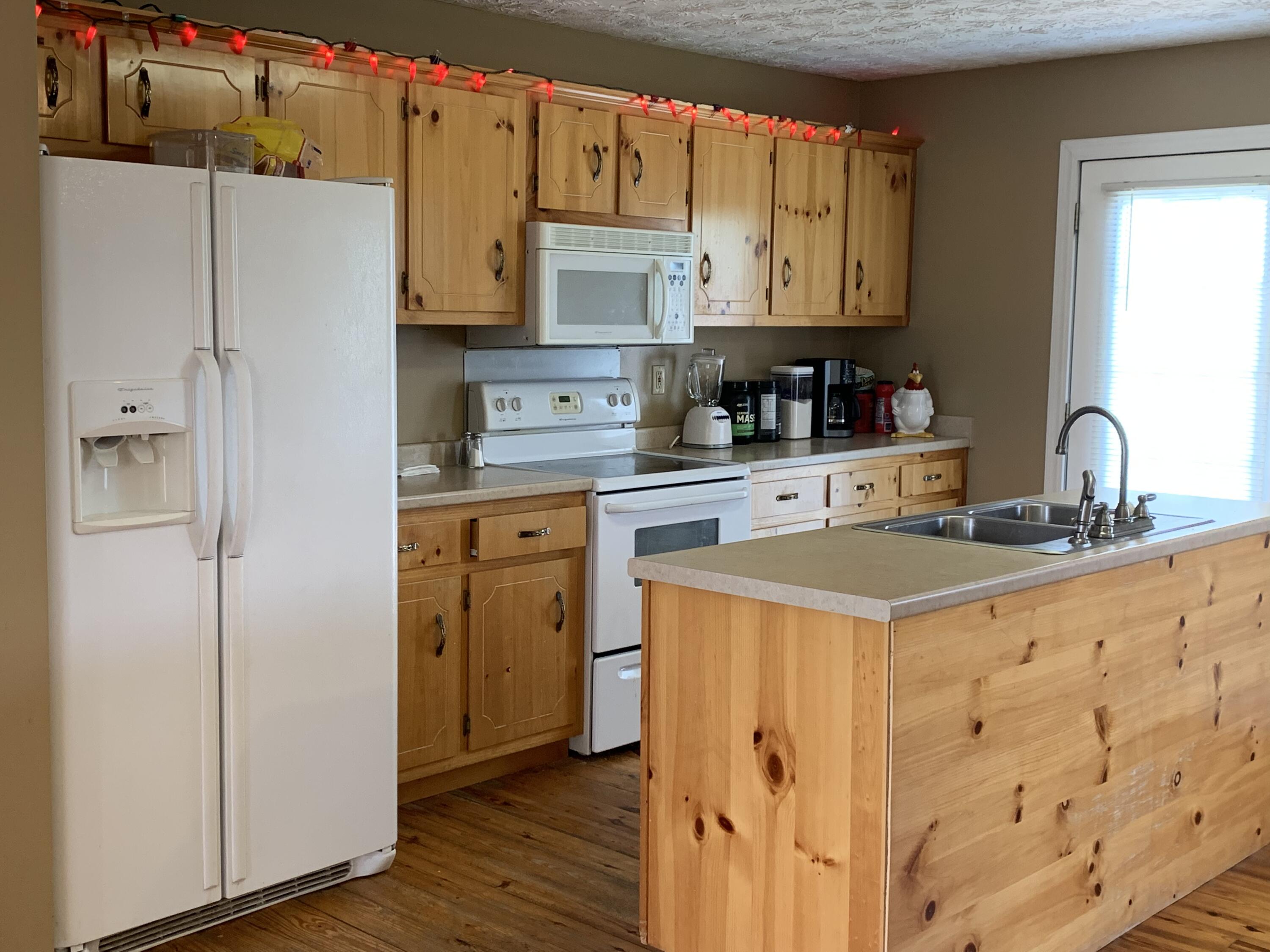 389 Neal Road Dunlap, TN 37327 - Photo 5 of 15 9582071A-CCD2-40EE-8D68-F3B07CCE1BBA