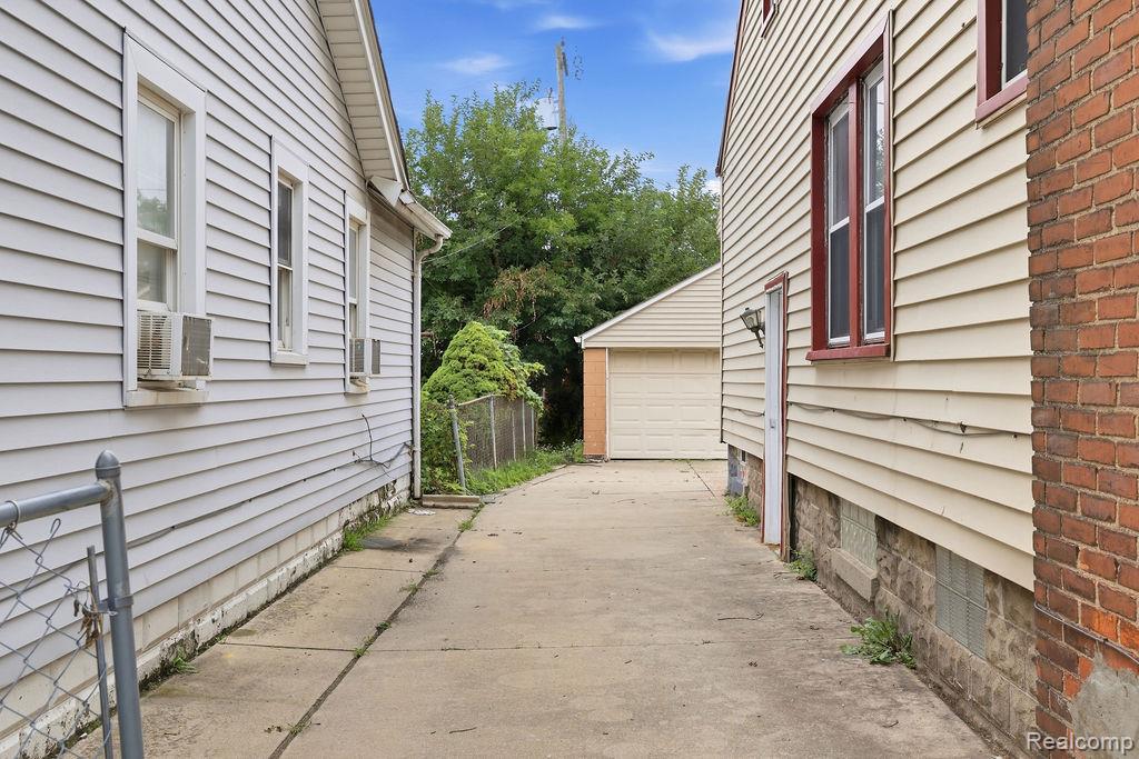 18894 Reed Street Melvindale, MI 48122 - Photo 37 of 41 Gallery Image 37