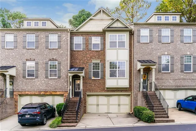 $584,900 | 2074 Cobblestone Circle Northeast, Atlanta, GA 30319