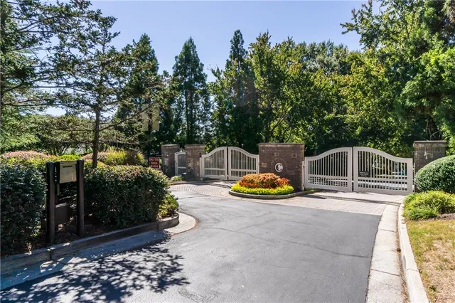 $584,900 | 2074 Cobblestone Circle Northeast, Atlanta, GA 30319