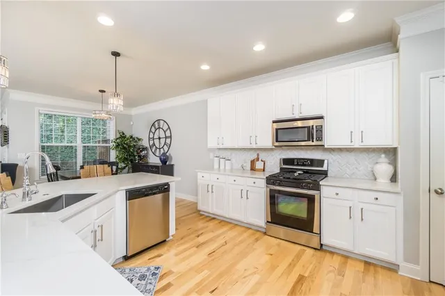 $584,900 | 2074 Cobblestone Circle Northeast, Atlanta, GA 30319