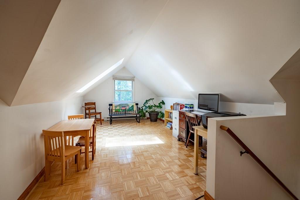 101 Shepard Road Sturbridge, MA 01566 - Photo 25 of 42 a view of a kitchen and dining room