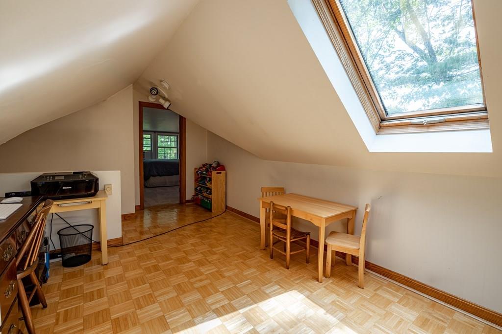 101 Shepard Road Sturbridge, MA 01566 - Photo 26 of 42 a room with furniture and a window